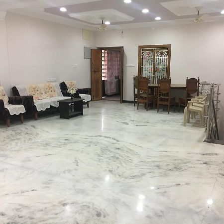 Pleasant Stay Tiruchirappalli エクステリア 写真